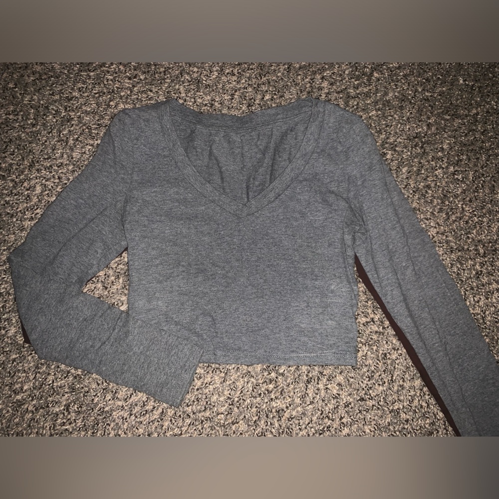 Shein crop long sleeve tee